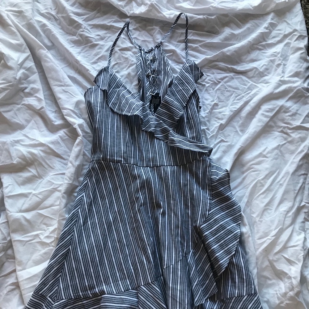 STRIPED RUFFLED DRESS